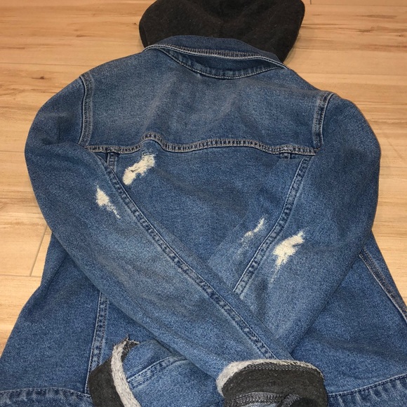 Hollister Ripped Jean Jacket - Picture 5 of 8